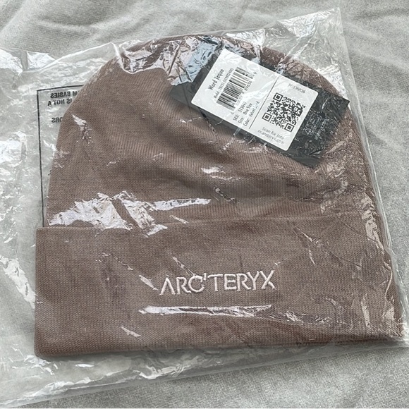 ✨SOLD✨ NEW Unisex Arc’teryx Word Toque - Velvet Sand O/S - Picture 3 of 4